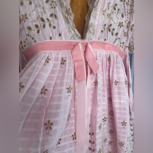 Gorgeous LoveShackFancy August Dress in Dusty Rose. Good embroidery throughout - Picture 5 of 7